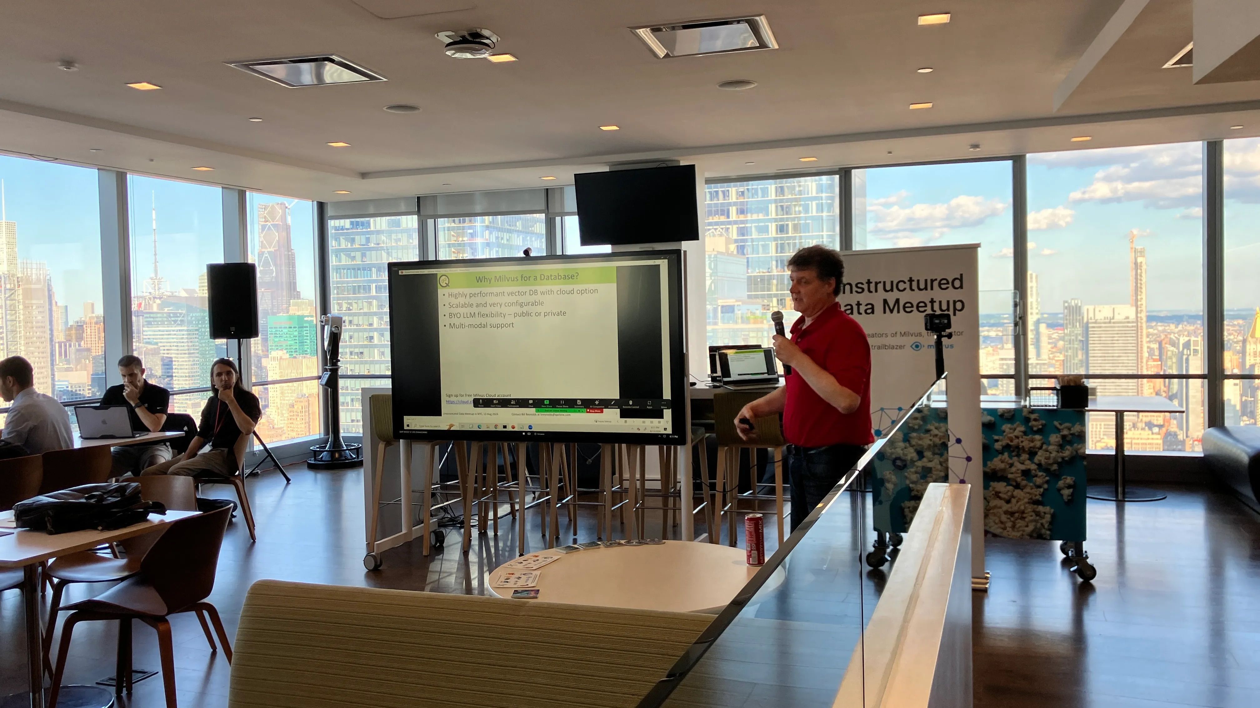 Bill Reynolds from Qarbine speaking at the NYC August Unstructured Data Meetup